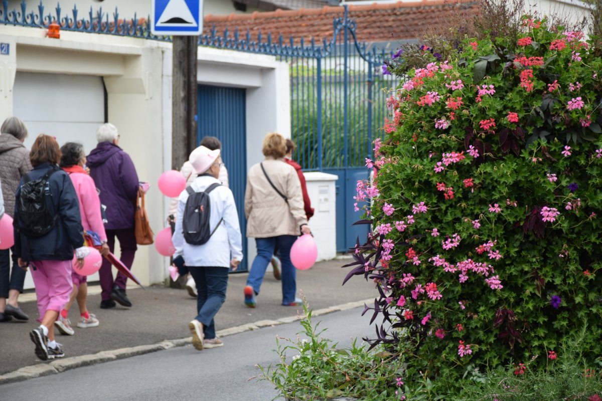 neuilly-plaisance-marche-rose-octobre-2021 13